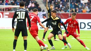 SVE bei Fortuna Düsseldorf gefordert (Foto: IMAGO / kolbert-press)
