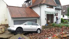 Aufräumarbeiten nach dem Hochwasser durch Starkregen in Bliesransbach (Foto: Pasquale d'Angiolillo)