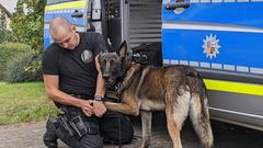 Kommissar Lasse Zimmat und sein Hund Roki (Foto: SR/Christoph Borgans)