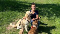 Luisa unterwegs mit ihren Hunden in Kleinblittersdorf (Foto: Privat)