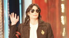 Hello everybody: Superstar Michael Jackson in der Saarlandhalle 1999. (Foto: BeckerBredel)