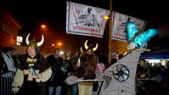 Der närrische Nachtumzug am 24. Februar in Gresaubach (Foto: Pasquale D'Angiolillo)