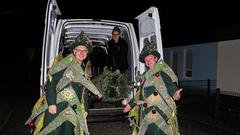Die Tannenbäume und SR 3-Moderator Oliver Hottong sind bereit für die Geschenkemission (Foto: SR/Gina Kuhn)