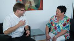 Gast Anneliese Groß und Christian Otterbach im Gespräch (Foto: Corinne Siebenaler)
