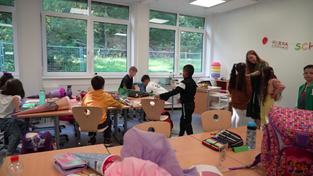 Grundschüler in einem Schul-Container in Neunkirchen-Heinitz. (Foto: SR Fernsehen)