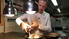 Restaurantchef Jol Schäffer macht aus Kochkäse Haute-Cuisine (Foto: SR)