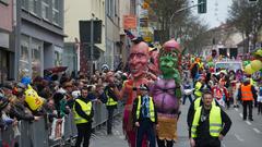 Der Rosenmontagsumzug in Saarbrücken Burbach am 27.02.2017 (Foto: Pasquale D'Angiolillo)