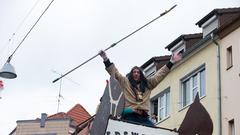 Der Rosenmontagsumzug in Saarbrücken Burbach am 27.02.2017 (Foto: Pasquale D'Angiolillo)