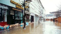 Jahrunderthochwasser 1993: Land unter am St. Johanner Markt (Foto: Privat/Hans-Jürgen Hartmann)