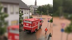 Überflutete Bahnstrecke der Saarbahn in Heusweiler (Foto: Stadtwerke Saarbrücken/Reimann)