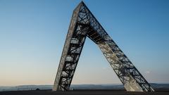 Das Saarpolygon auf der Halde Duhamel in Ensdorf (Foto: Dirk Guldner)