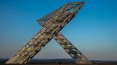 Das Saarpolygon auf der Halde Duhamel in Ensdorf (Foto: Dirk Guldner)