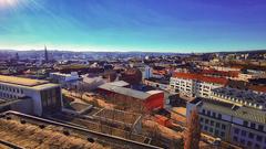 Sonniger Blick auf Saarbrücken vom Mügelsberg (Foto: Ernst Bato)