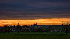 Ein farbenprächtiger Sonnenaufgang über Rohrbach (Foto: Ludwig Schwarz)