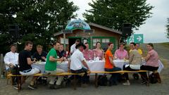 SR 3-SommerAlm 2016 - Donnerstagmittag - eine Sternekochessen für das Team (Foto: Pasquale D'Angiolillo)