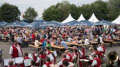 Der erste Abend auf der SR 3-SommerAlm mit der Cannstatter Wasen-Partyband 