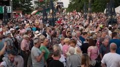 SommerAlm2017 - der Montagabend mit Night Fever (Foto: Paquale D'Angiolillo)