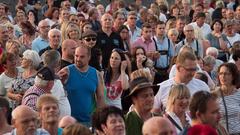 SommerAlm2017 - der Montagabend mit Night Fever (Foto: Paquale D'Angiolillo)