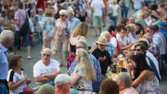 Der Sonntagabend auf der SommerAlm 2018 mit Pe Werner und der Big Band der Bundeswehr (Foto: Pasquale D'Angiolillo)