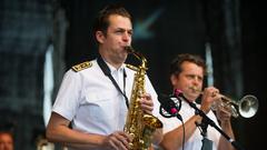 Der Sonntagabend auf der SommerAlm 2018 mit Pe Werner und der Big Band der Bundeswehr (Foto: Pasquale D'Angiolillo)