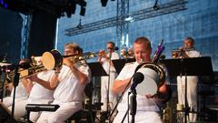 Der Sonntagabend auf der SommerAlm 2018 mit Pe Werner und der Big Band der Bundeswehr (Foto: Pasquale D'Angiolillo)