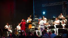 Der Sonntagabend auf der SommerAlm 2018 mit Pe Werner und der Big Band der Bundeswehr (Foto: Pasquale D'Angiolillo)