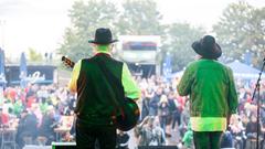 SommerAlm 2023: Der Samstagabend mit Krachleder (Foto: SR/Pasquale D'Angiolillo)