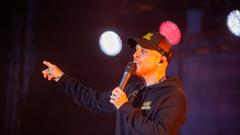 SommerAlm 2023: Der Samstagabend mit Krachleder (Foto: SR/Pasquale D'Angiolillo)