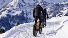 Mountainbiker im Schnee (Foto: Pixabay/suju)