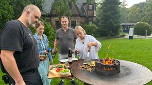 SR 1 Grill Aktion: Andreas Schackmann, Frank Falkenauer und Maren Dinkela (Foto: Lena Mayer)
