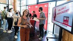 SR 1 Unplugged mit Max Giesinger im Cloef Atrium in Orscholz (Foto: Dirk Guldner)