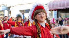 Der Rosenmontagsumzug 2023 in Burbach  (Foto: SR/Pasquale D'Angiolillo)