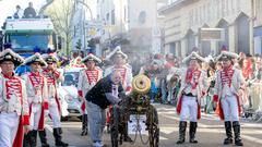 Der Rosenmontagsumzug 2023 in Burbach  (Foto: SR/Pasquale D'Angiolillo)