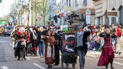 Der Rosenmontagsumzug 2023 in Burbach  (Foto: SR/Pasquale D'Angiolillo)