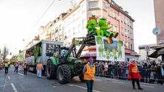 Der Rosenmontagsumzug 2023 in Burbach  (Foto: SR/Pasquale D'Angiolillo)