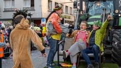 Der Rosenmontagsumzug 2023 in Burbach  (Foto: SR/Pasquale D'Angiolillo)