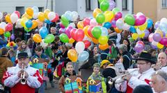 Der SR 3 Prunkwagen auf der närrischen Parade in Wiesbach  (Foto: SR/Pasquale D'Angiolillo)