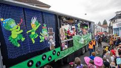 Der SR 3 Prunkwagen auf der närrischen Parade in Wiesbach  (Foto: SR/Pasquale D'Angiolillo)