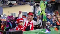 Der SR 3 Prunkwagen auf der närrischen Parade in Wiesbach  (Foto: SR/Pasquale D'Angiolillo)