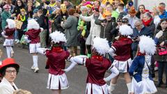 Der SR 3 Prunkwagen auf der närrischen Parade in Wiesbach  (Foto: SR/Pasquale D'Angiolillo)