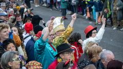 Der SR 3 Prunkwagen auf der närrischen Parade in Wiesbach  (Foto: SR/Pasquale D'Angiolillo)