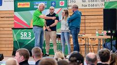 Erstes Vorrundenduell beim SR 3 Vereinsduell 2023 (Foto: Dirk Guldner)