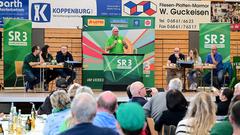 Erstes Vorrundenduell beim SR 3 Vereinsduell 2023 (Foto: Dirk Guldner)