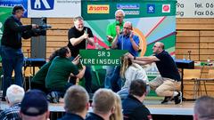 Erstes Vorrundenduell beim SR 3 Vereinsduell 2023 (Foto: Dirk Guldner)