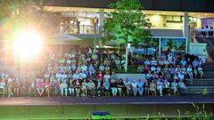 Stefan Gwildis und das Kreisjugendorchester Neunkirchen beim SR 3-Sommerkonzert auf den Bliesterrassen (Foto: SR/Dirk Guldner)