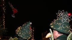 Tannenschilling und Tannenfriemel auf dem Saarbrücker Weihnachtsmarkt (Foto: SR/Gina Kuhn)