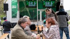 Der Treffpunkt Ü-Wagen in Oberesch (Foto: SR/Dirk Guldner)