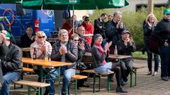 Der Treffpunkt Ü-Wagen in Oberesch (Foto: SR/Dirk Guldner)