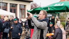 Der Treffpunkt Ü-Wagen in Oberesch (Foto: SR/Dirk Guldner)