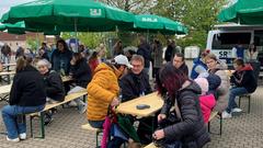 Los langsam füllt es sich auf den Bänken und auch SR-Intendant Martin Grasmück ist schon da (Foto: SR/Dorothee Scharner)